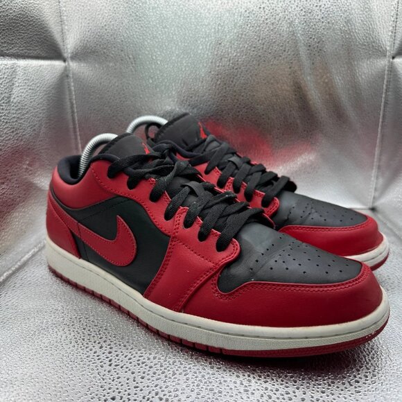 Size 11.5 Nike Air Jordan 1 Low Reverse Bred Red Black Mens Sneakers 553558-606 - Picture 1 of 12
